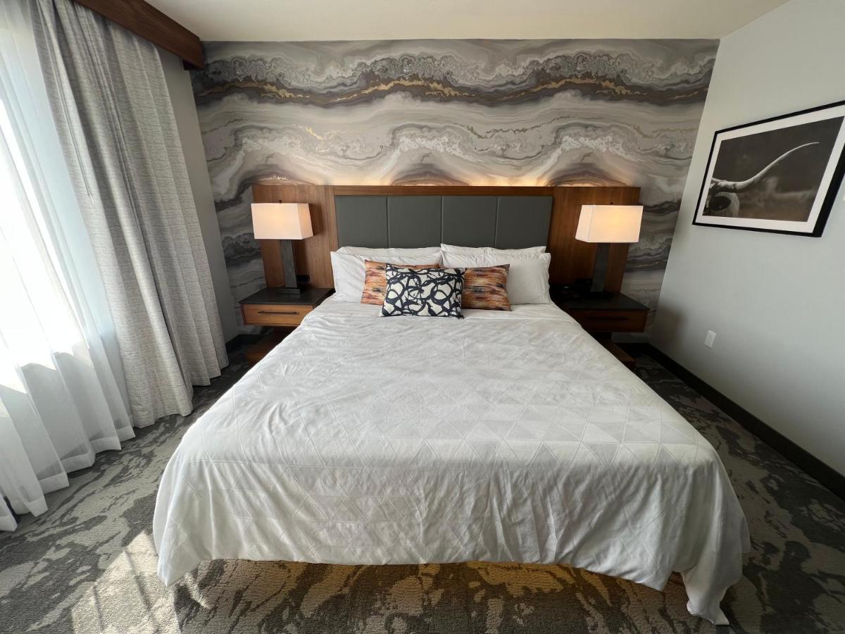 Doubletree By Hilton Fort Worth Fossil Creek Eksteriør billede